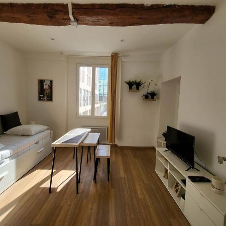 Studio Sur Le Port De Toulon Exterior photo